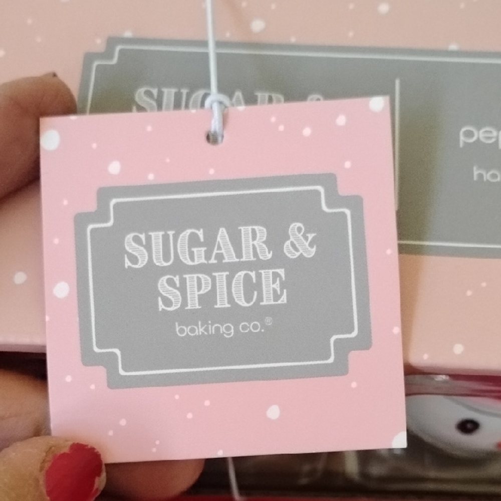 D- NWT Snowman Salt and Pepper Shaker Set - Picture 7 of 9